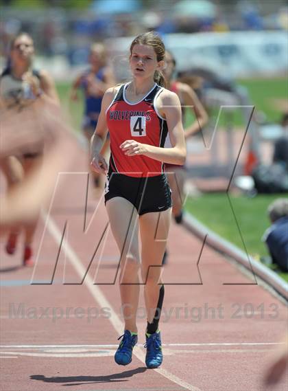 Thumbnail 3 in CIF SS Track and Field Finals (Girls Divisions 3 & 4 -1600m) photogallery.