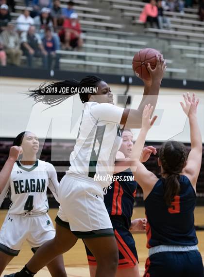 Thumbnail 3 in Brandeis vs Reagan [Ronald] photogallery.