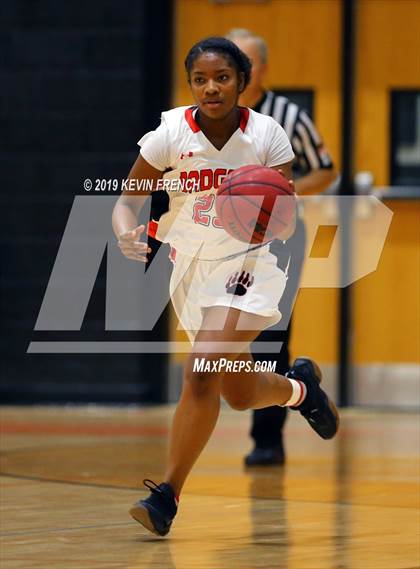 Thumbnail 3 in Canyon View vs. Tucson High Magnet School (Scorpion Shootout 2019) photogallery.