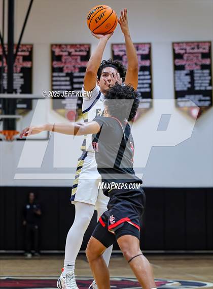 Thumbnail 2 in Cooper City vs. North Broward Prep (Hoopsgiving Invitational) photogallery.