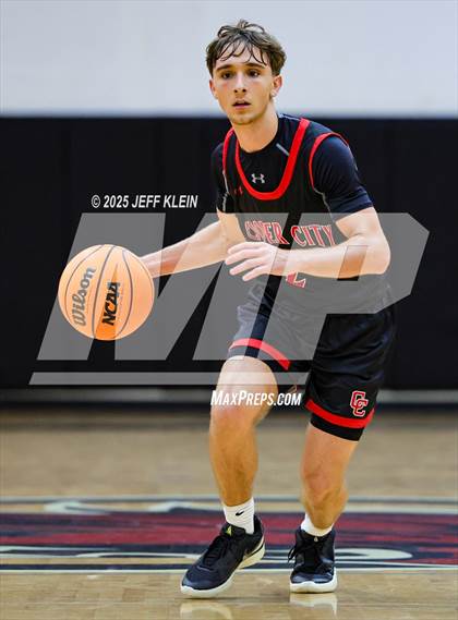 Thumbnail 3 in Cooper City vs. North Broward Prep (Hoopsgiving Invitational) photogallery.