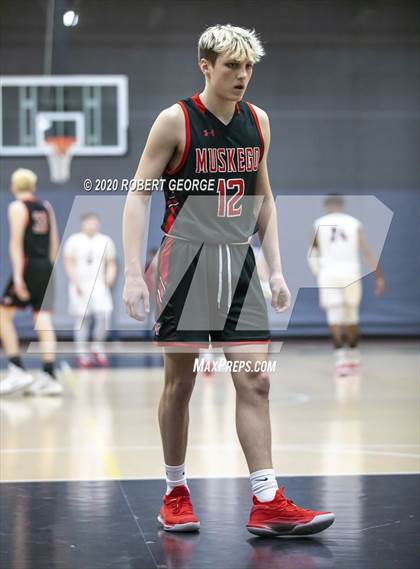 Thumbnail 1 in Kenosha Bradford vs. Muskego (WIAA D1 Round 2 Playoff)  photogallery.