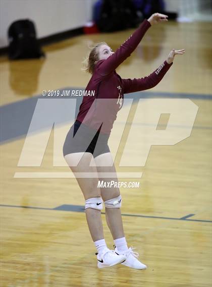 Thumbnail 1 in Rouse @ Leander photogallery.