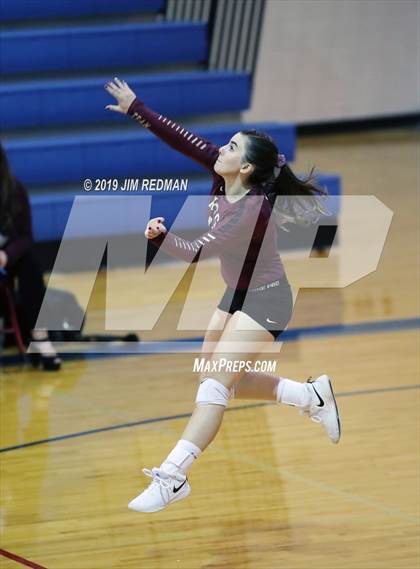 Thumbnail 3 in Rouse @ Leander photogallery.