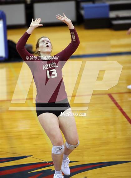 Thumbnail 3 in Rouse @ Leander photogallery.