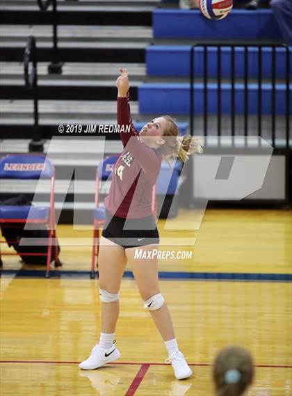 Thumbnail 1 in Rouse @ Leander photogallery.