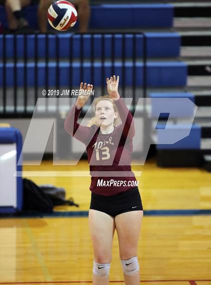 Thumbnail 2 in Rouse @ Leander photogallery.