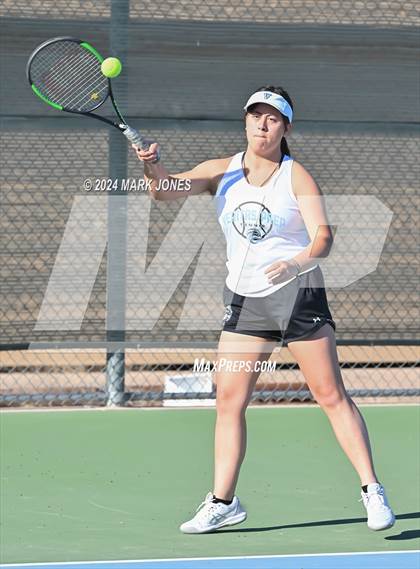 Thumbnail 2 in Northwest Christian vs. Veritas Prep photogallery.