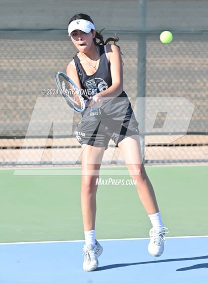 Thumbnail 3 in Northwest Christian vs. Veritas Prep photogallery.