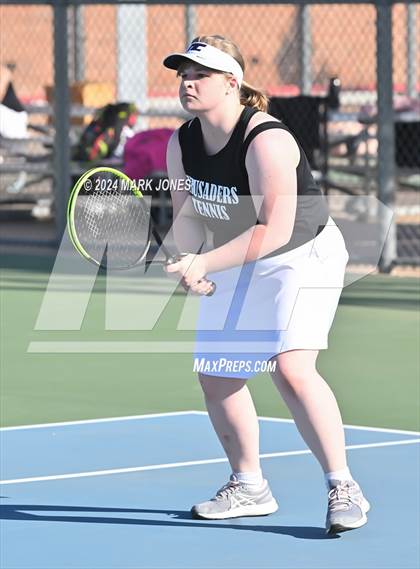 Thumbnail 2 in Northwest Christian vs. Veritas Prep photogallery.