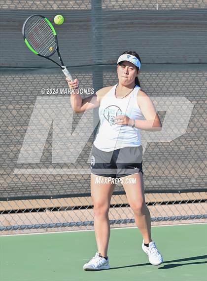 Thumbnail 2 in Northwest Christian vs. Veritas Prep photogallery.
