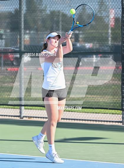 Thumbnail 3 in Northwest Christian vs. Veritas Prep photogallery.