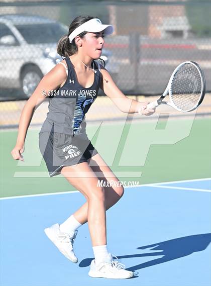 Thumbnail 2 in Northwest Christian vs. Veritas Prep photogallery.