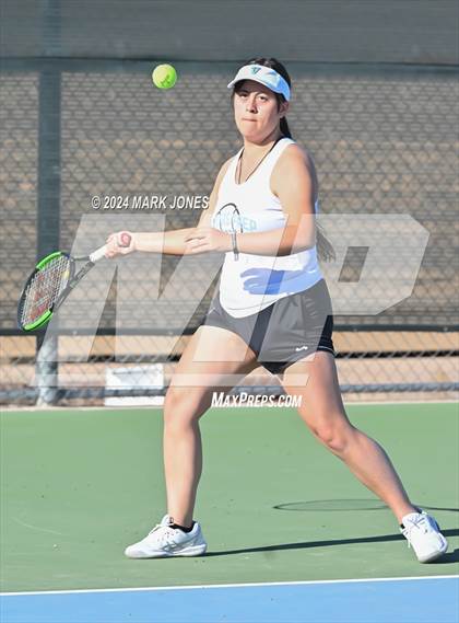 Thumbnail 2 in Northwest Christian vs. Veritas Prep photogallery.