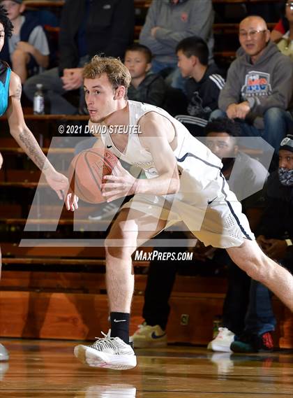 Thumbnail 2 in Sheldon vs. Gridley (Gridley Invitational) photogallery.