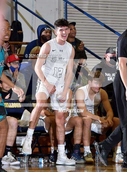 Thumbnail 2 in Sheldon vs. Gridley (Gridley Invitational) photogallery.