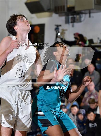 Thumbnail 3 in Sheldon vs. Gridley (Gridley Invitational) photogallery.