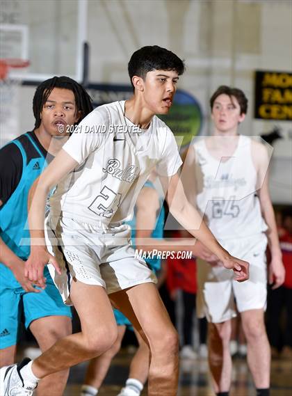 Thumbnail 2 in Sheldon vs. Gridley (Gridley Invitational) photogallery.