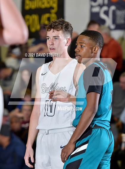 Thumbnail 2 in Sheldon vs. Gridley (Gridley Invitational) photogallery.