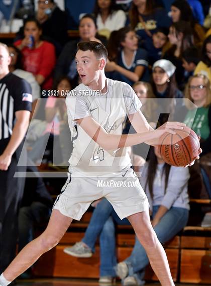 Thumbnail 3 in Sheldon vs. Gridley (Gridley Invitational) photogallery.