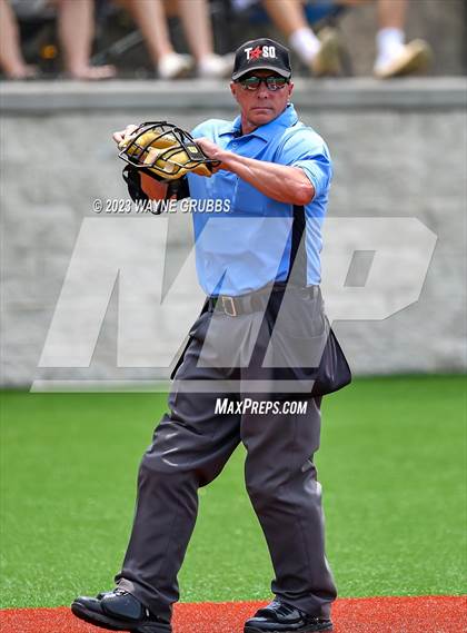 Thumbnail 2 in Garrison vs. Harleton (UIL 2A Region Semifinal Game 2) photogallery.