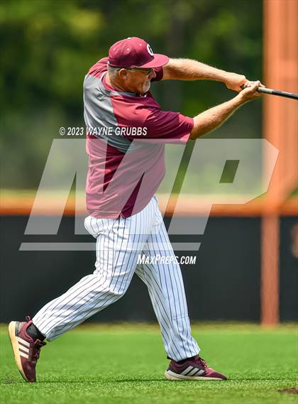 Thumbnail 3 in Garrison vs. Harleton (UIL 2A Region Semifinal Game 2) photogallery.