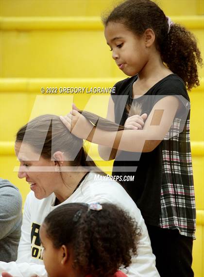 Thumbnail 3 in Brewer vs Fossil Ridge photogallery.