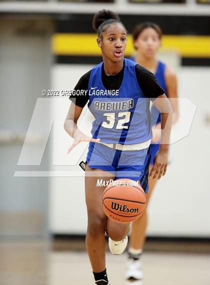 Thumbnail 1 in Brewer vs Fossil Ridge photogallery.