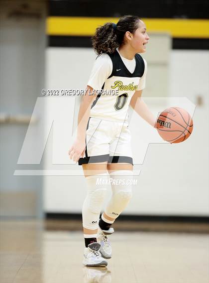 Thumbnail 2 in Brewer vs Fossil Ridge photogallery.