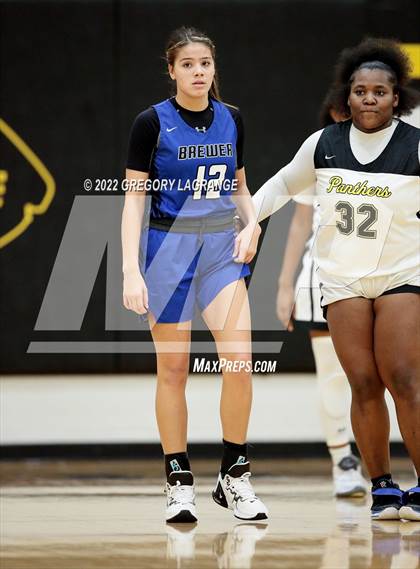 Thumbnail 3 in Brewer vs Fossil Ridge photogallery.