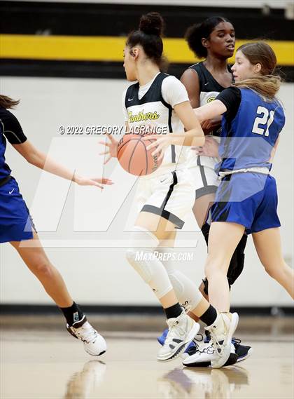 Thumbnail 2 in Brewer vs Fossil Ridge photogallery.