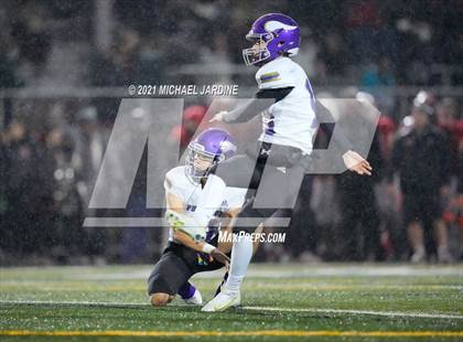 Thumbnail 1 in Puyallup @ Mount Si (WIAA 4A Playoff) photogallery.