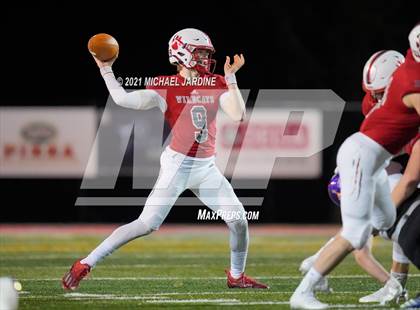 Thumbnail 2 in Puyallup @ Mount Si (WIAA 4A Playoff) photogallery.