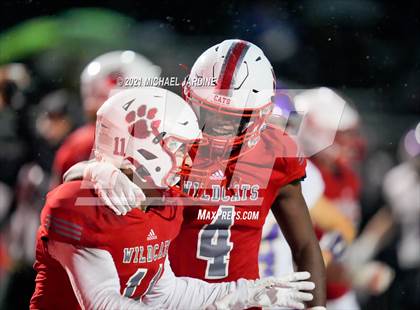Thumbnail 3 in Puyallup @ Mount Si (WIAA 4A Playoff) photogallery.