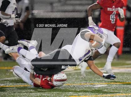 Thumbnail 2 in Puyallup @ Mount Si (WIAA 4A Playoff) photogallery.