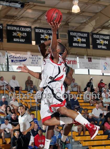 Thumbnail 3 in Trinity vs. Salesian (City of Palms Classic) photogallery.
