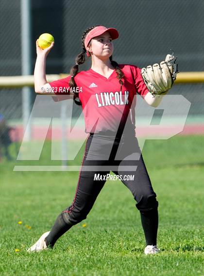 Thumbnail 2 in Lincoln @ Franklin (CIF SJS D1 Playoff) photogallery.