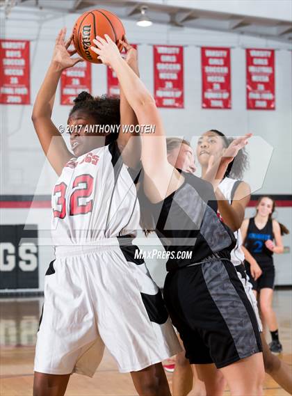 Thumbnail 3 in Berean Baptist Academy vs. Liberty Christian Academy photogallery.