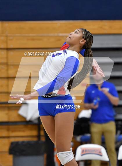 Thumbnail 3 in Central Catholic vs. Christian Brothers (CIF SJS D3 Final) photogallery.