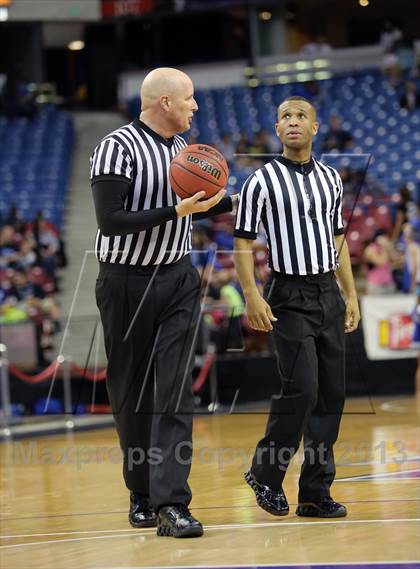Thumbnail 1 in Modesto Christian vs Sierra (CIF SJS D3 Final) photogallery.