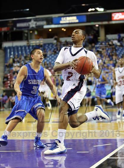Thumbnail 2 in Modesto Christian vs Sierra (CIF SJS D3 Final) photogallery.