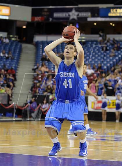 Thumbnail 3 in Modesto Christian vs Sierra (CIF SJS D3 Final) photogallery.