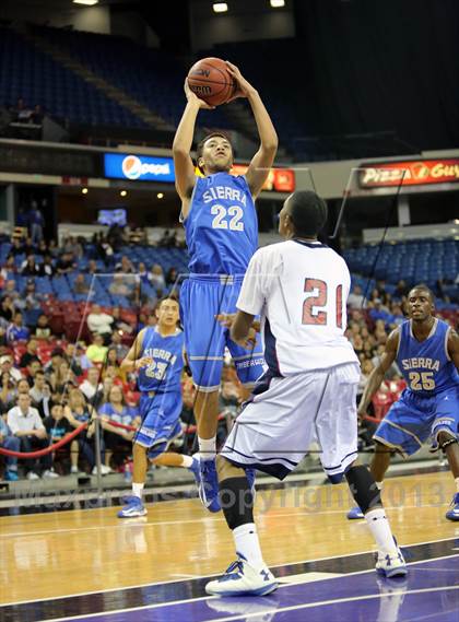 Thumbnail 1 in Modesto Christian vs Sierra (CIF SJS D3 Final) photogallery.