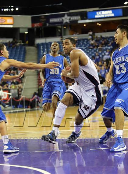 Thumbnail 2 in Modesto Christian vs Sierra (CIF SJS D3 Final) photogallery.