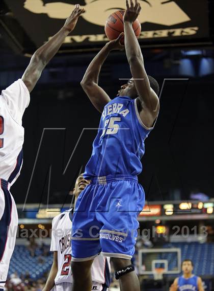 Thumbnail 1 in Modesto Christian vs Sierra (CIF SJS D3 Final) photogallery.