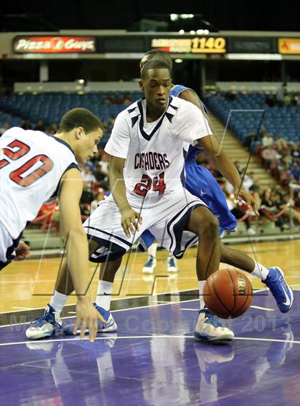 Thumbnail 2 in Modesto Christian vs Sierra (CIF SJS D3 Final) photogallery.
