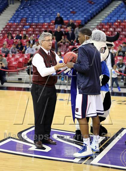 Thumbnail 3 in Modesto Christian vs Sierra (CIF SJS D3 Final) photogallery.