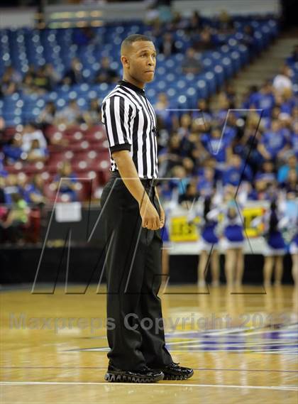 Thumbnail 3 in Modesto Christian vs Sierra (CIF SJS D3 Final) photogallery.