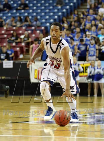 Thumbnail 3 in Modesto Christian vs Sierra (CIF SJS D3 Final) photogallery.