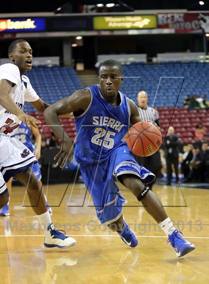 Thumbnail 3 in Modesto Christian vs Sierra (CIF SJS D3 Final) photogallery.